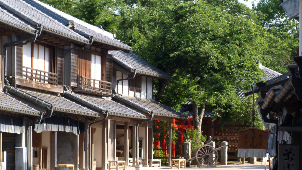 Selbst heutzutage kannst du in manchen Gegenden Japans noch den klassischen Edo-Flair genießen.